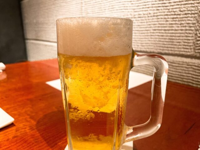 よろにくのビール