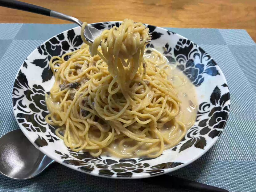 ゼンブヌードルのきのこクリーム