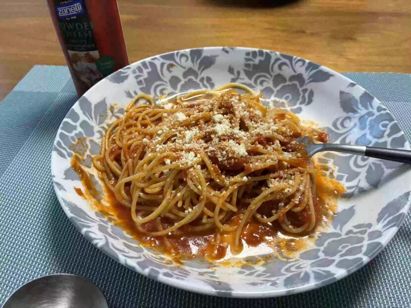 ゼンブヌードルのトマトソース